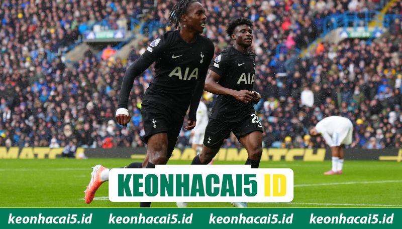 So sánh hiệu suất giữa Tottenham Hotspur vs Leeds United